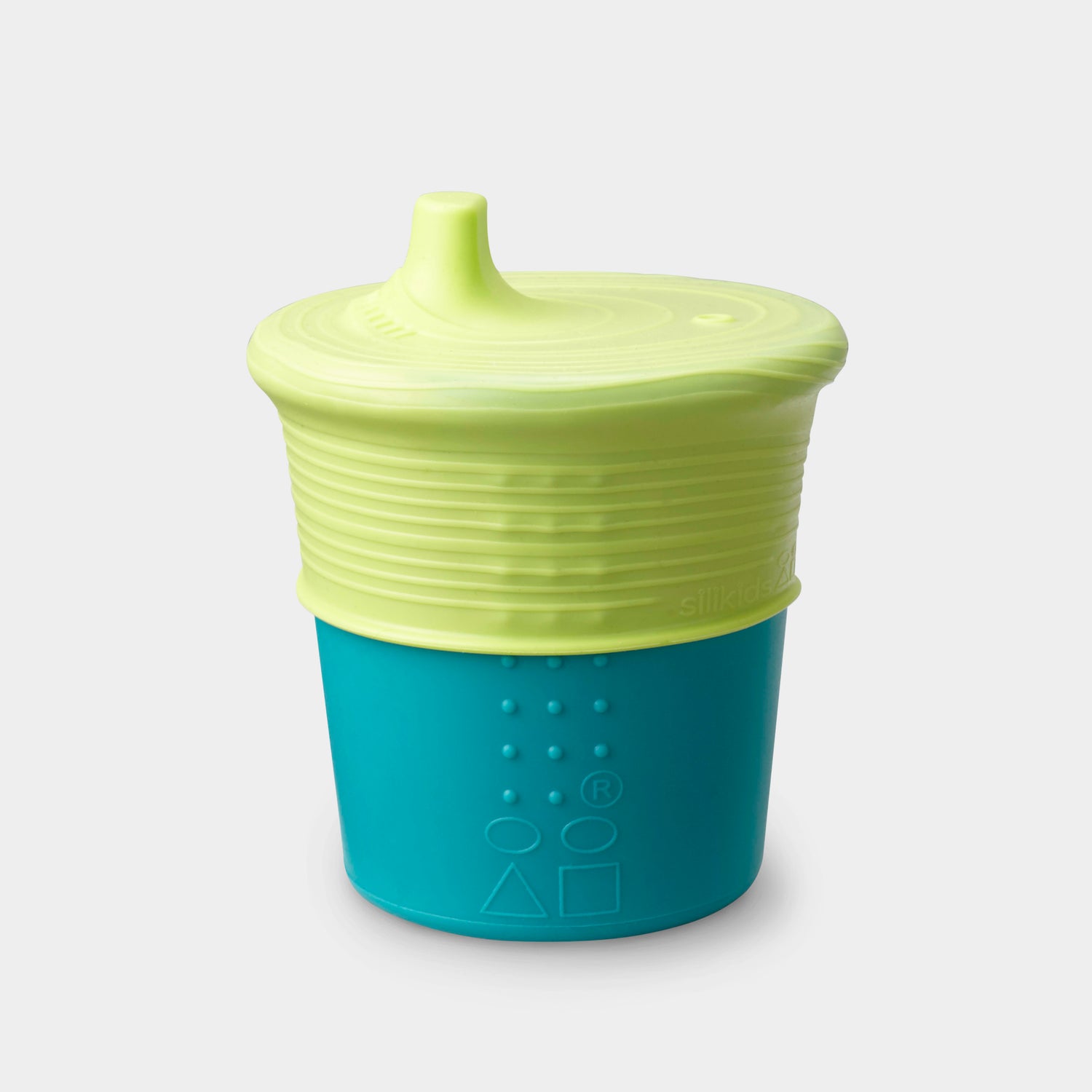 GoSili reusable silicone cup with universal sippy top, made from 100% European-grade platinum silicone.
