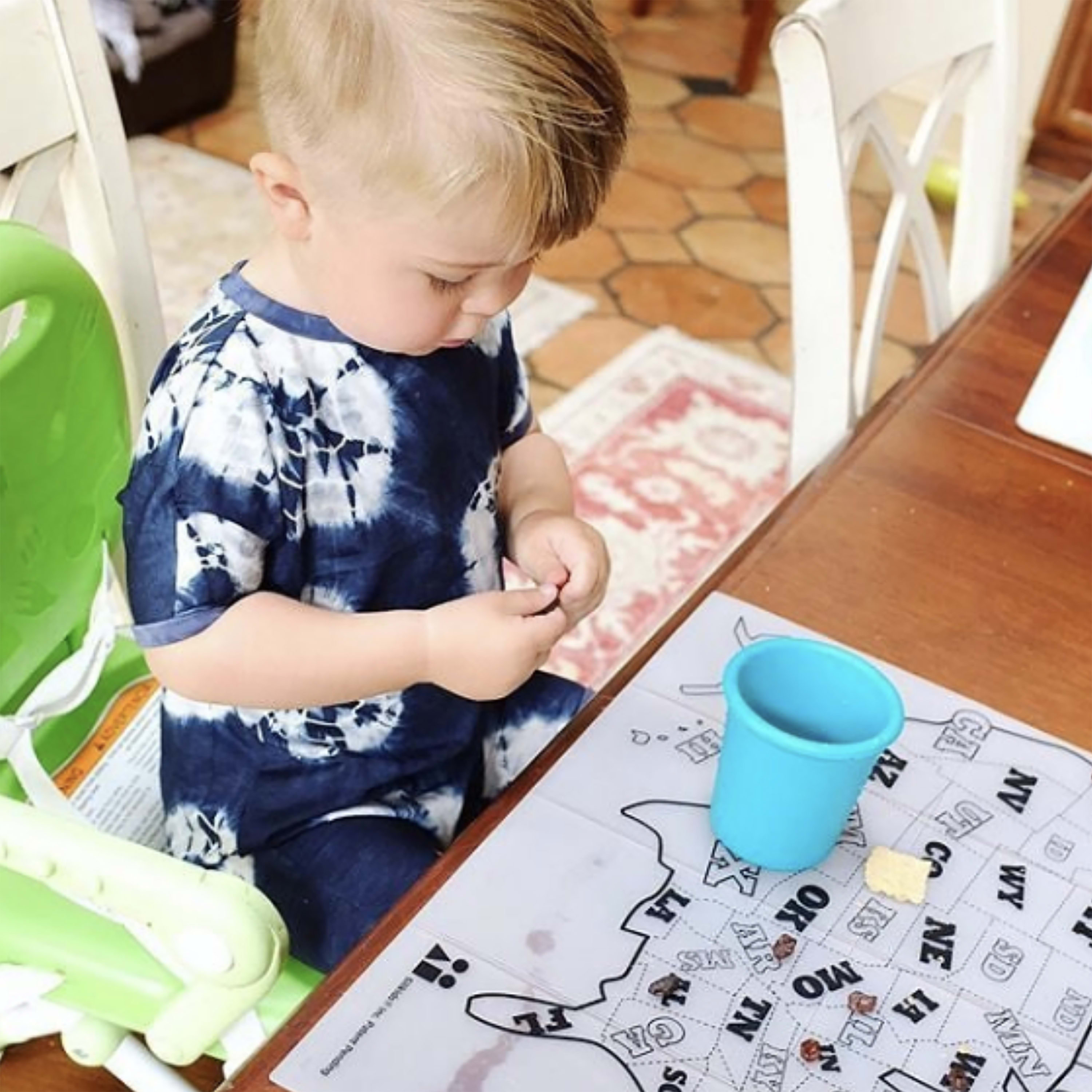 Dishwasher and microwave-safe reusable silicone cup made from hypoallergenic material.