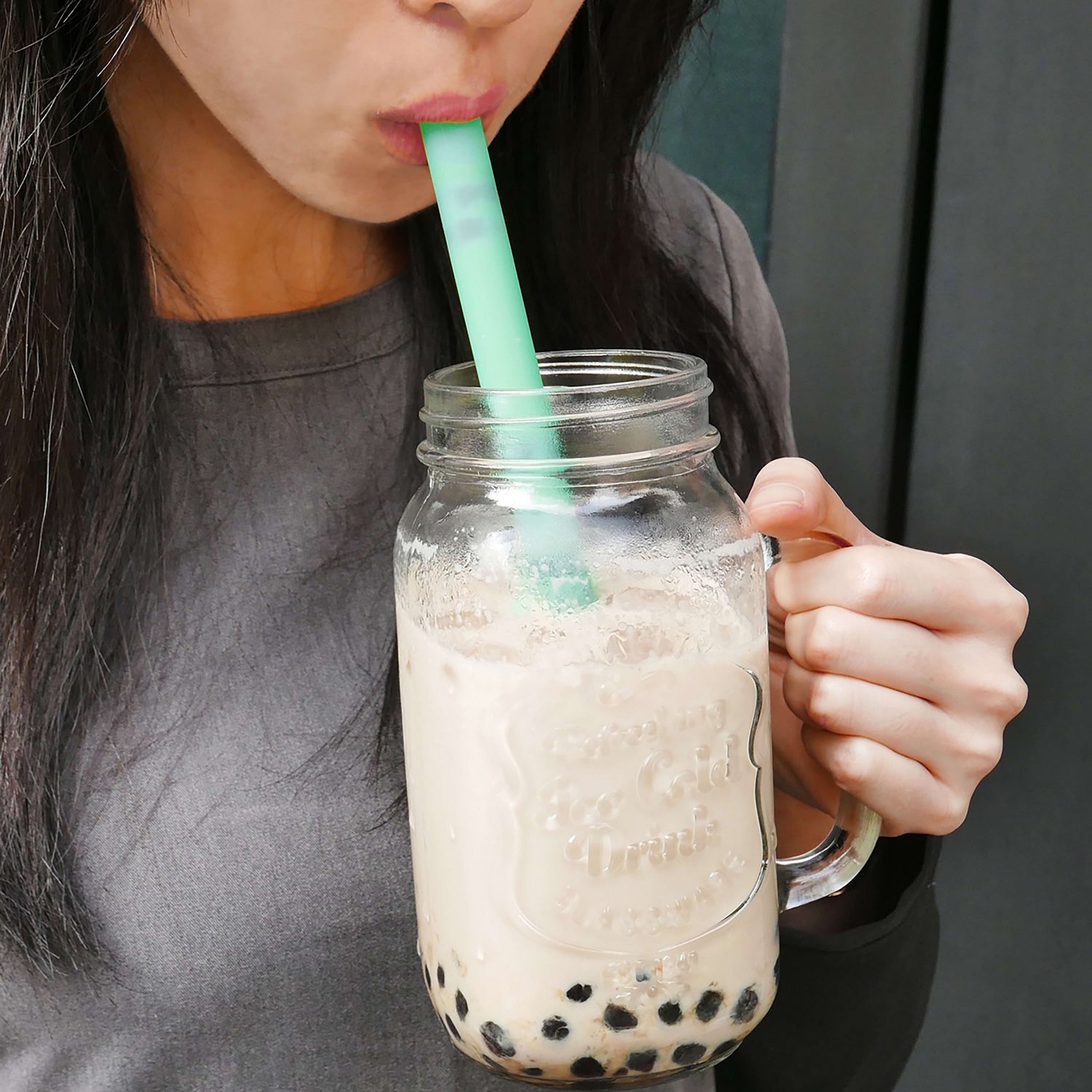 Flexible, nontoxic silicone straw that won&