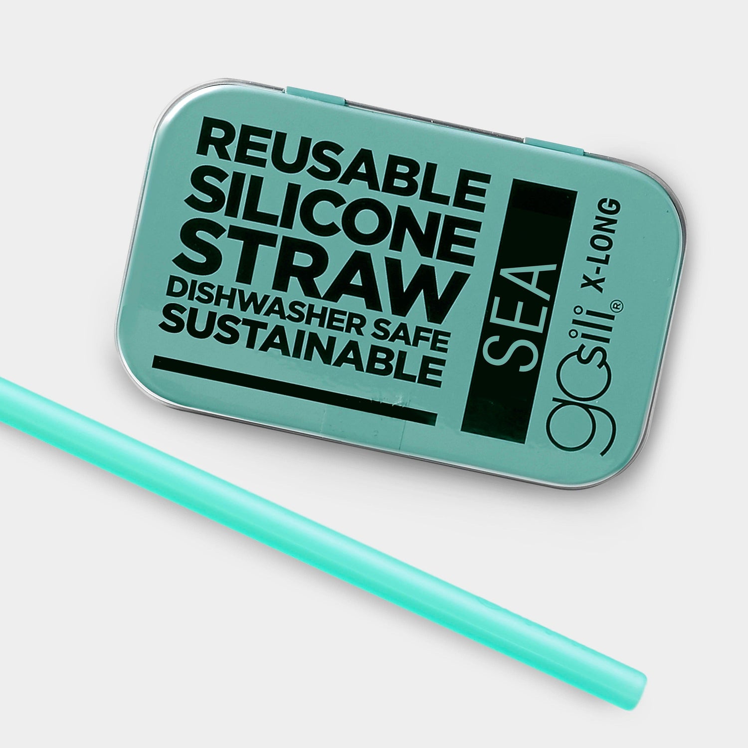Compact travel case with foldable silicone straw for easy carrying in a pocket or bag.